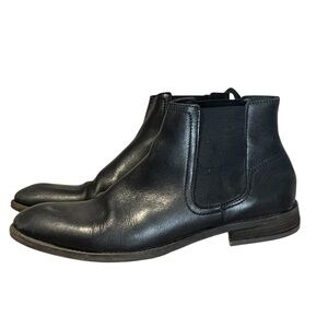 Steve Madden Black Leather Boots